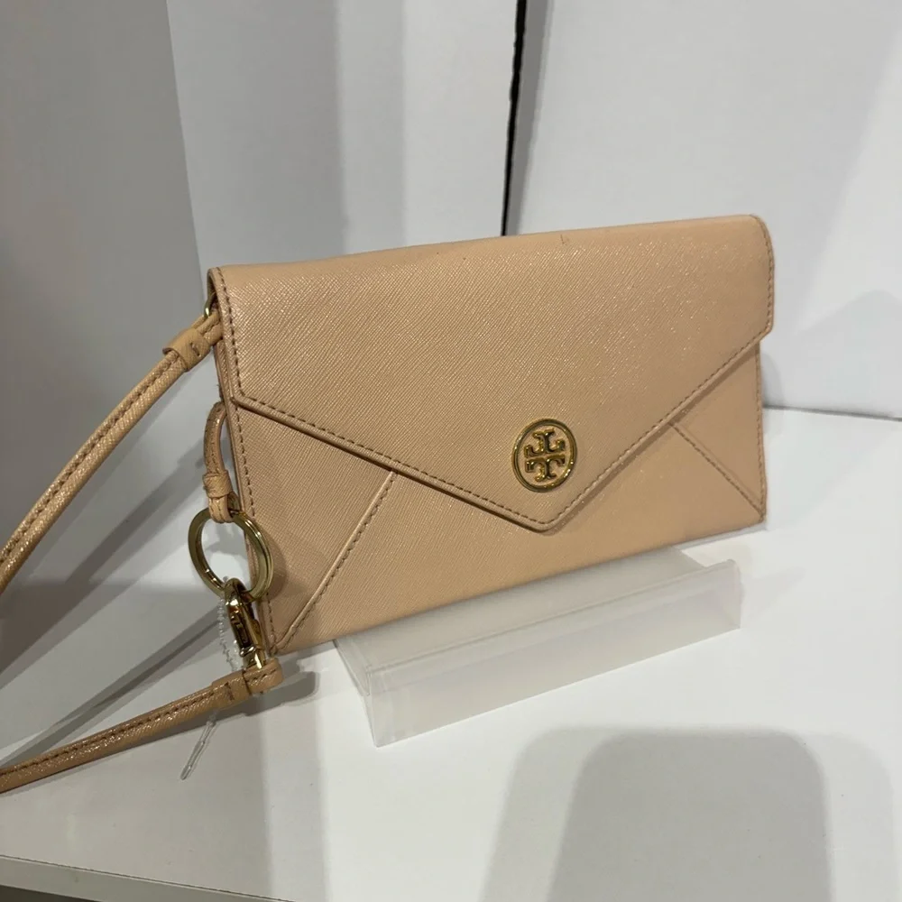 Tory Burch Beige Leather Envelope Wristlet Clutch